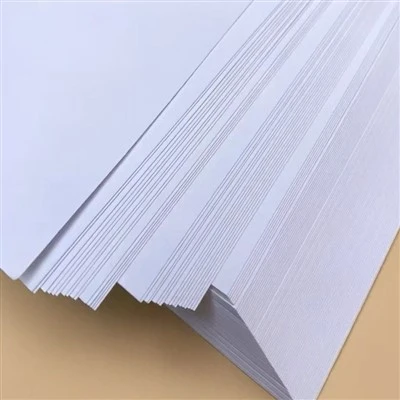 Môže sa biely bezdrevný papier použiť na výrobu podložiek pod poháre?